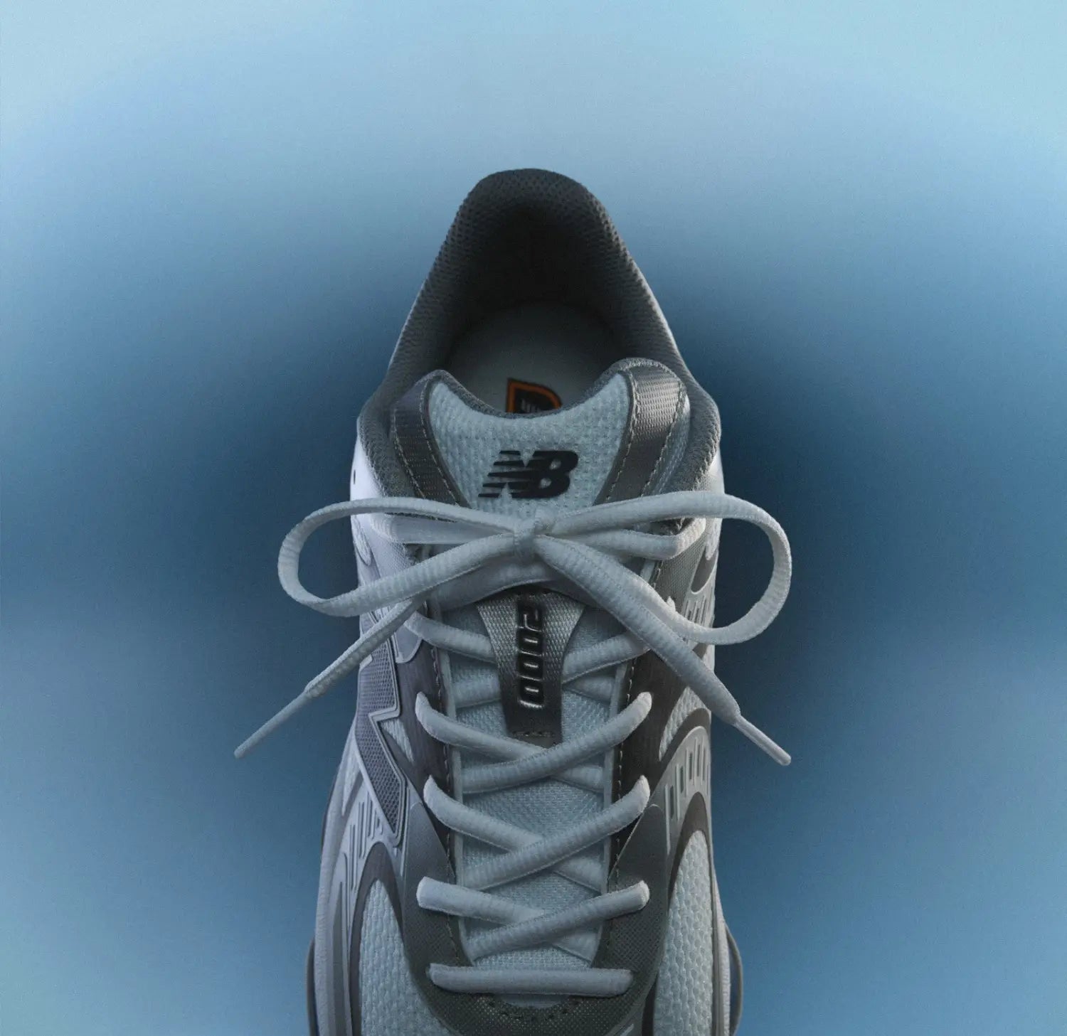 New Balance ABZORB 2000 Lands in Sleek Silver - U2000AA ’Silver Metallic’