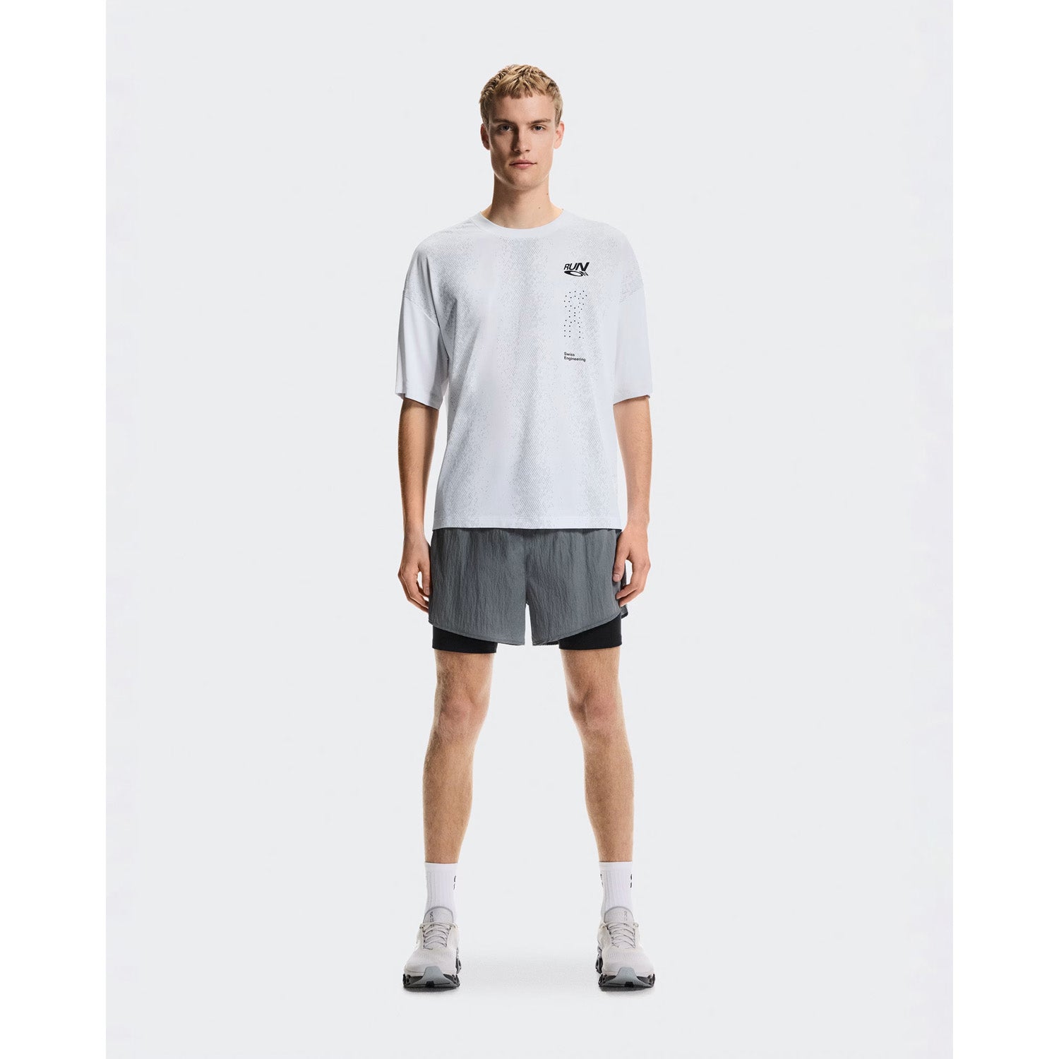 ON Men Performance Volt-T White Secondary image