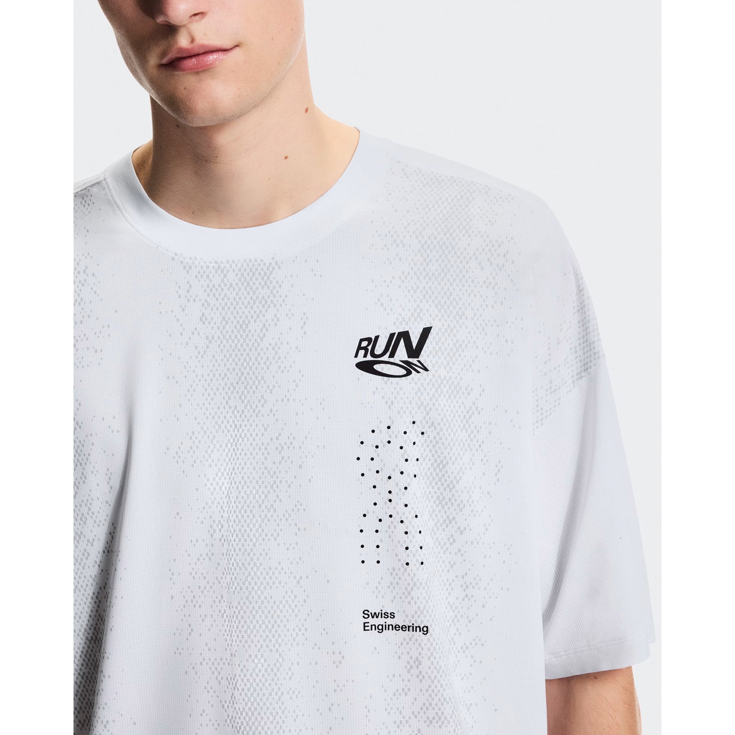 ON Men Performance Volt-T White