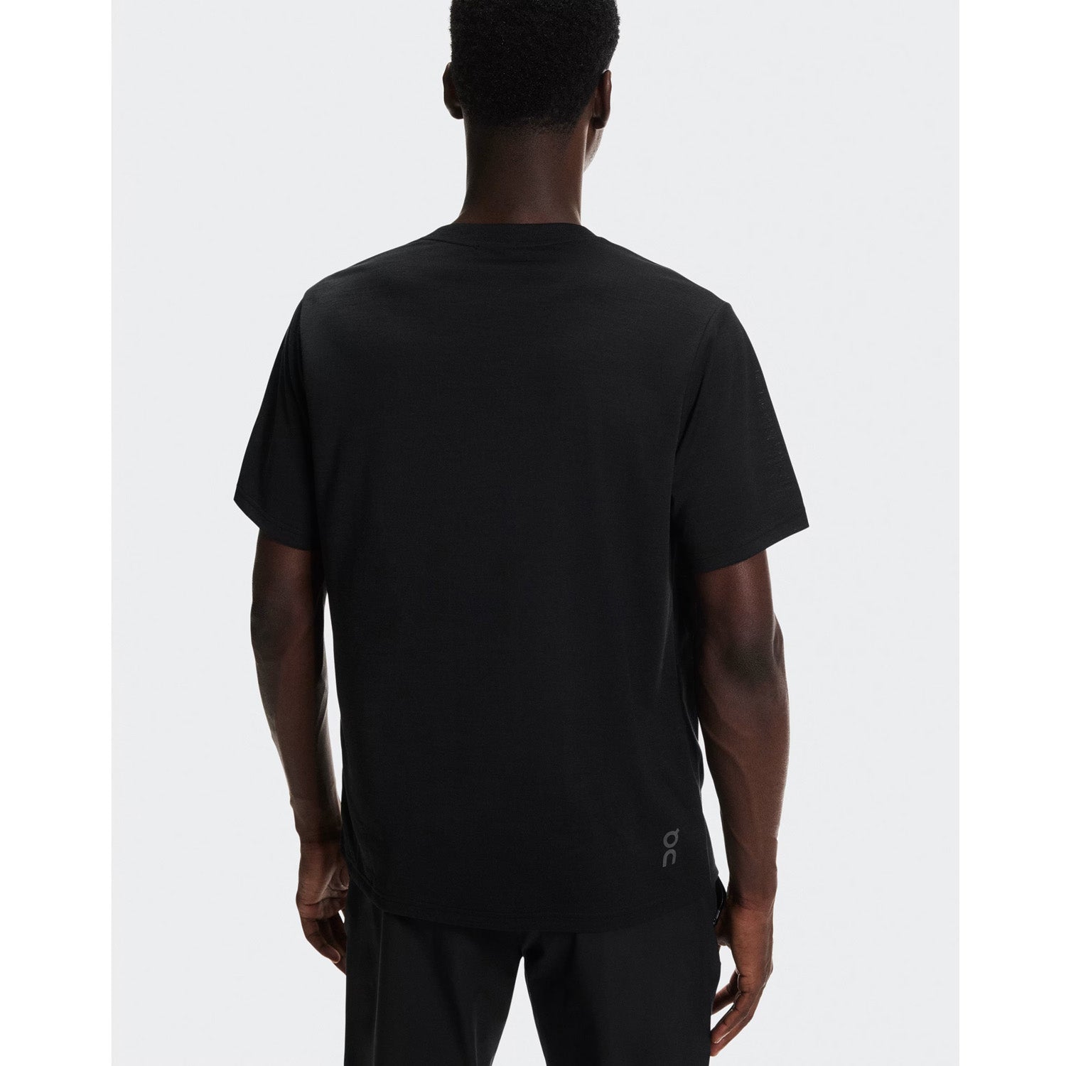 ON Men Run-T Black