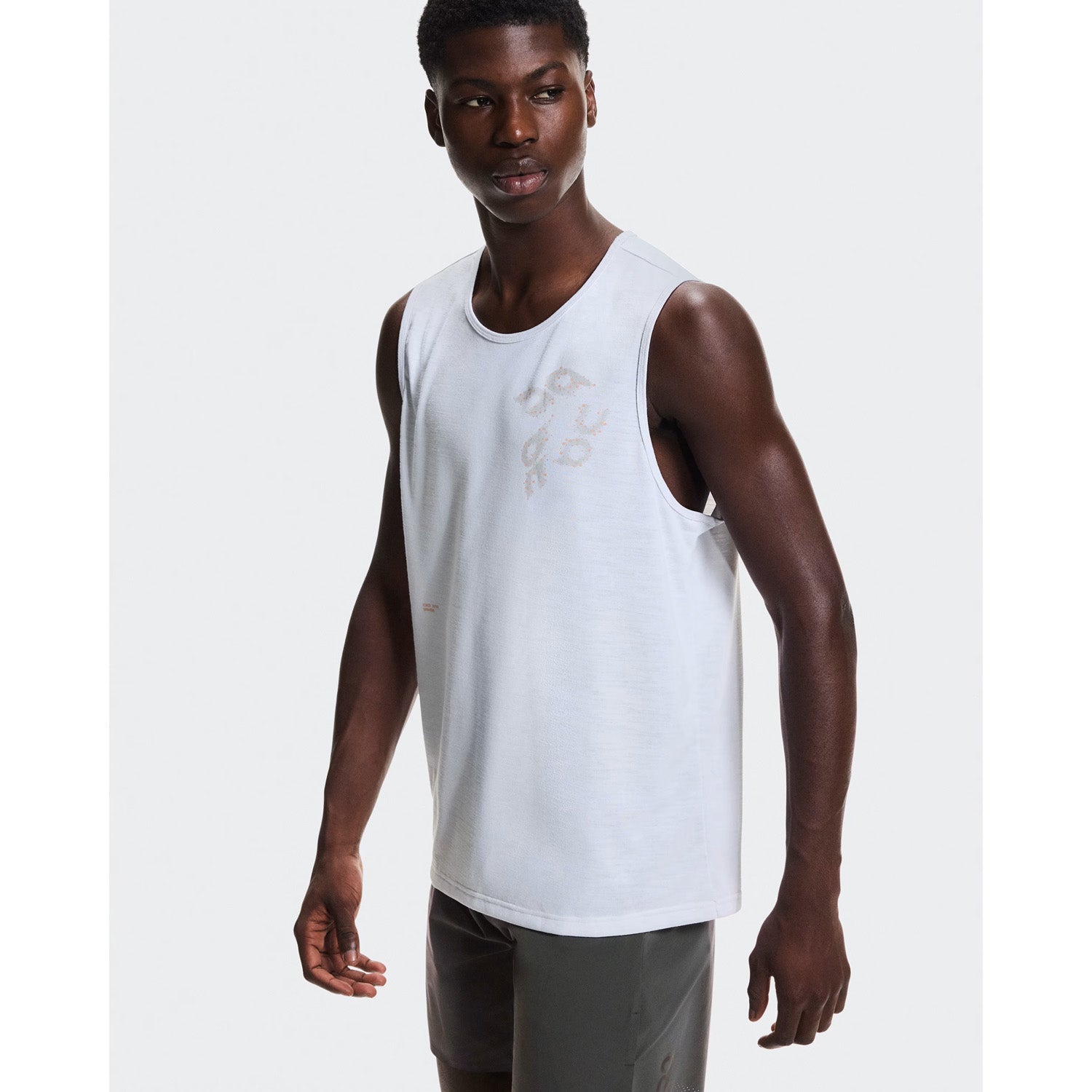 ON Men Run Tank White