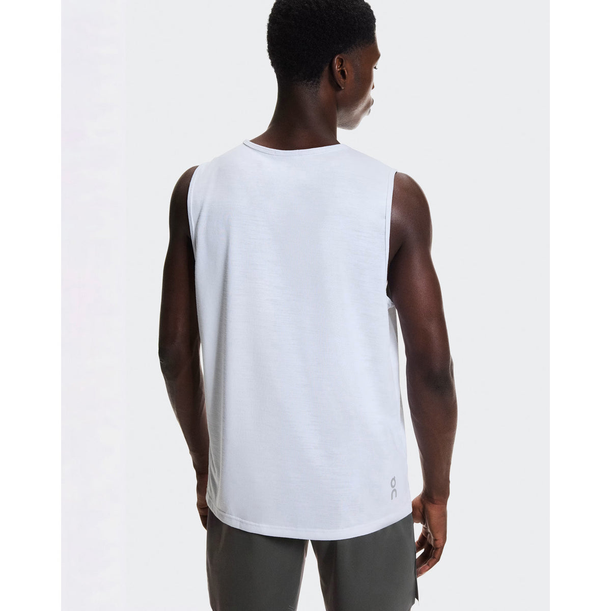 ON Men Run Tank White