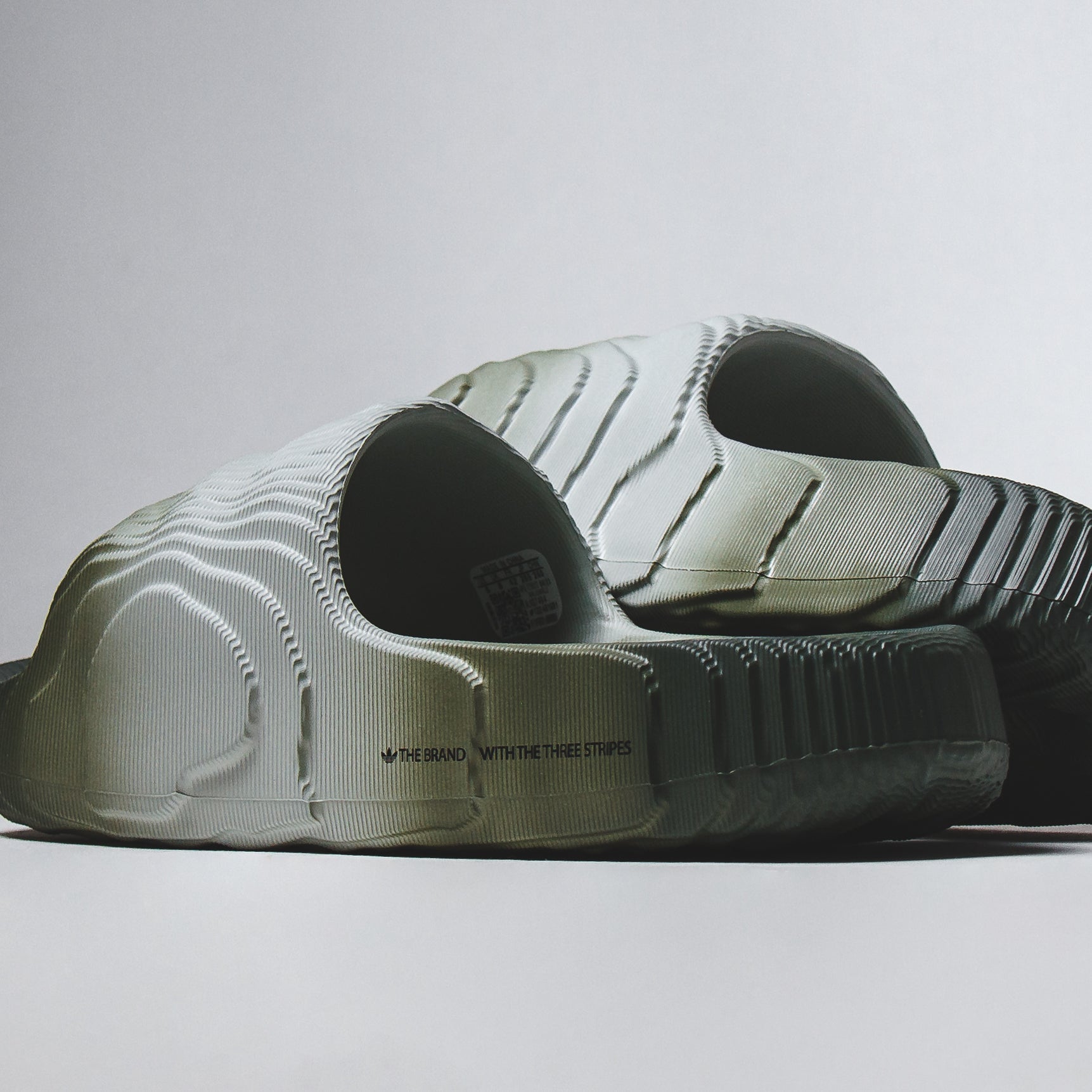 Adidas adilette silver cheap