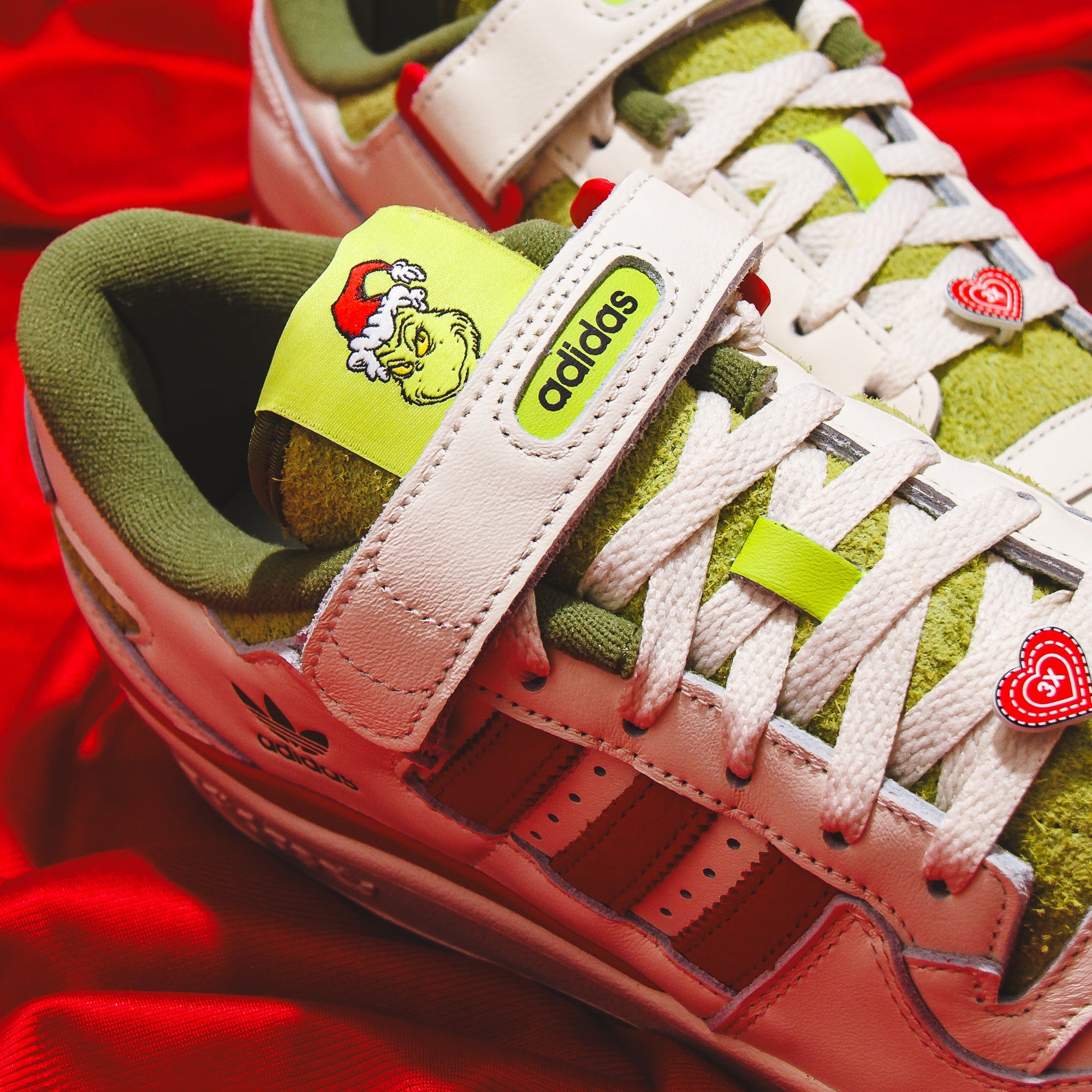 Adidas Originals Men Forum Low x The Grinch Cream ID3512 - FOOTWEAR - Canada