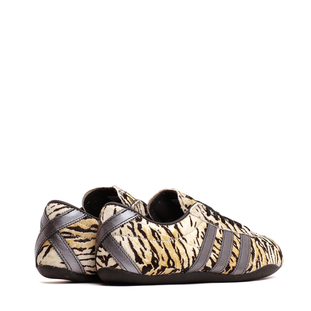 Adidas Women Tokyo Off White Core Black KI4173 - FOOTWEAR - Canada