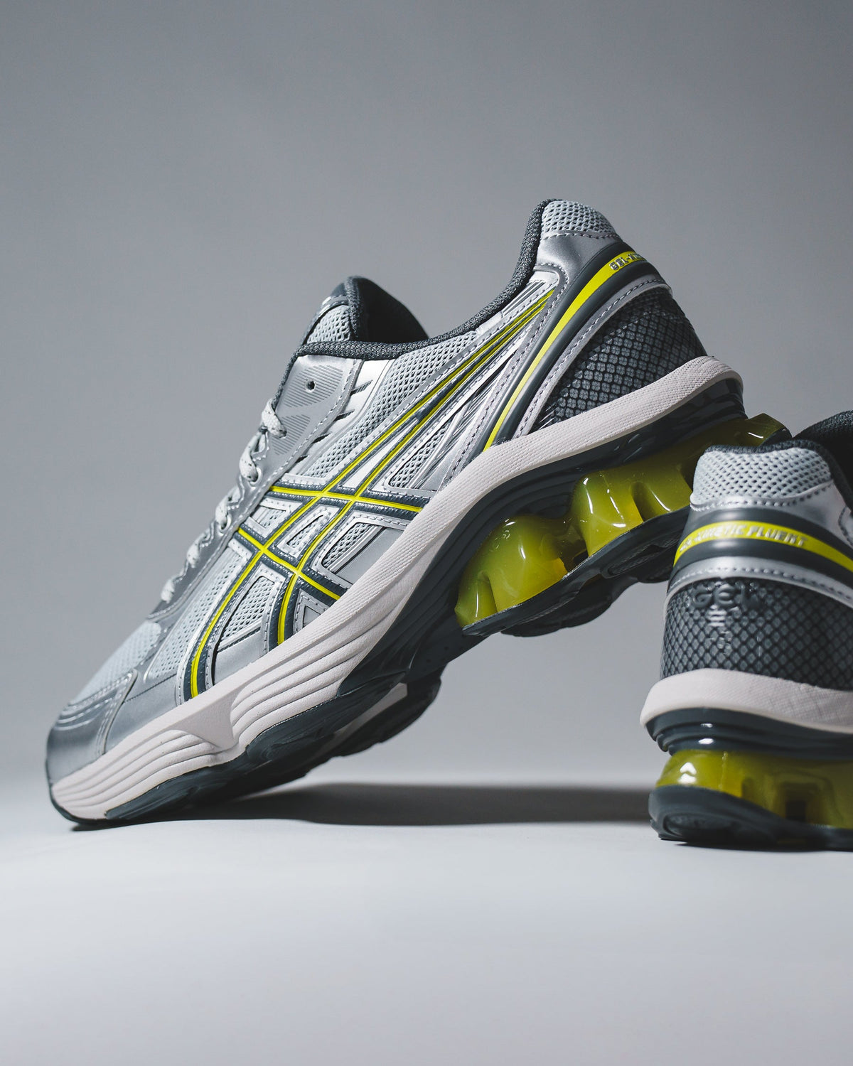 Asics Unisex Gel-Kinetic Fluent Glacier Grey Steel Grey 1203A591-020 - FOOTWEAR - Canada