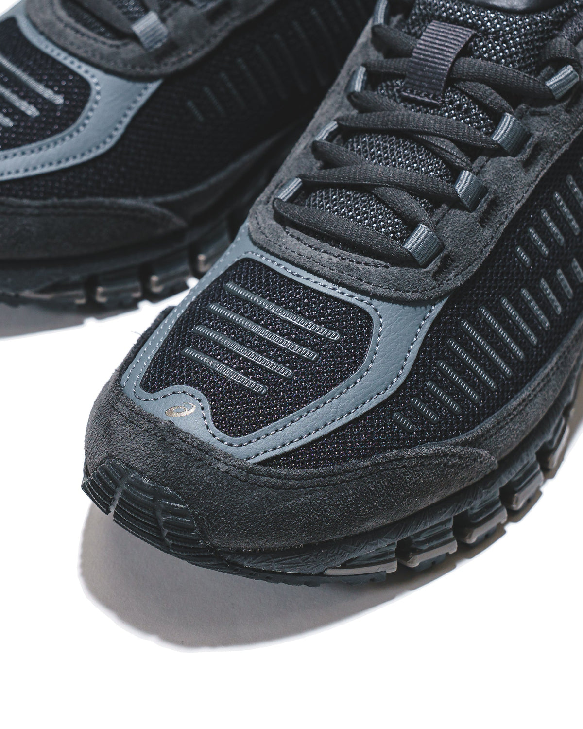 Asics Unisex Gel-Quantum 360 I AMP Black Graphite Grey 1203A731-001 - FOOTWEAR - Canada