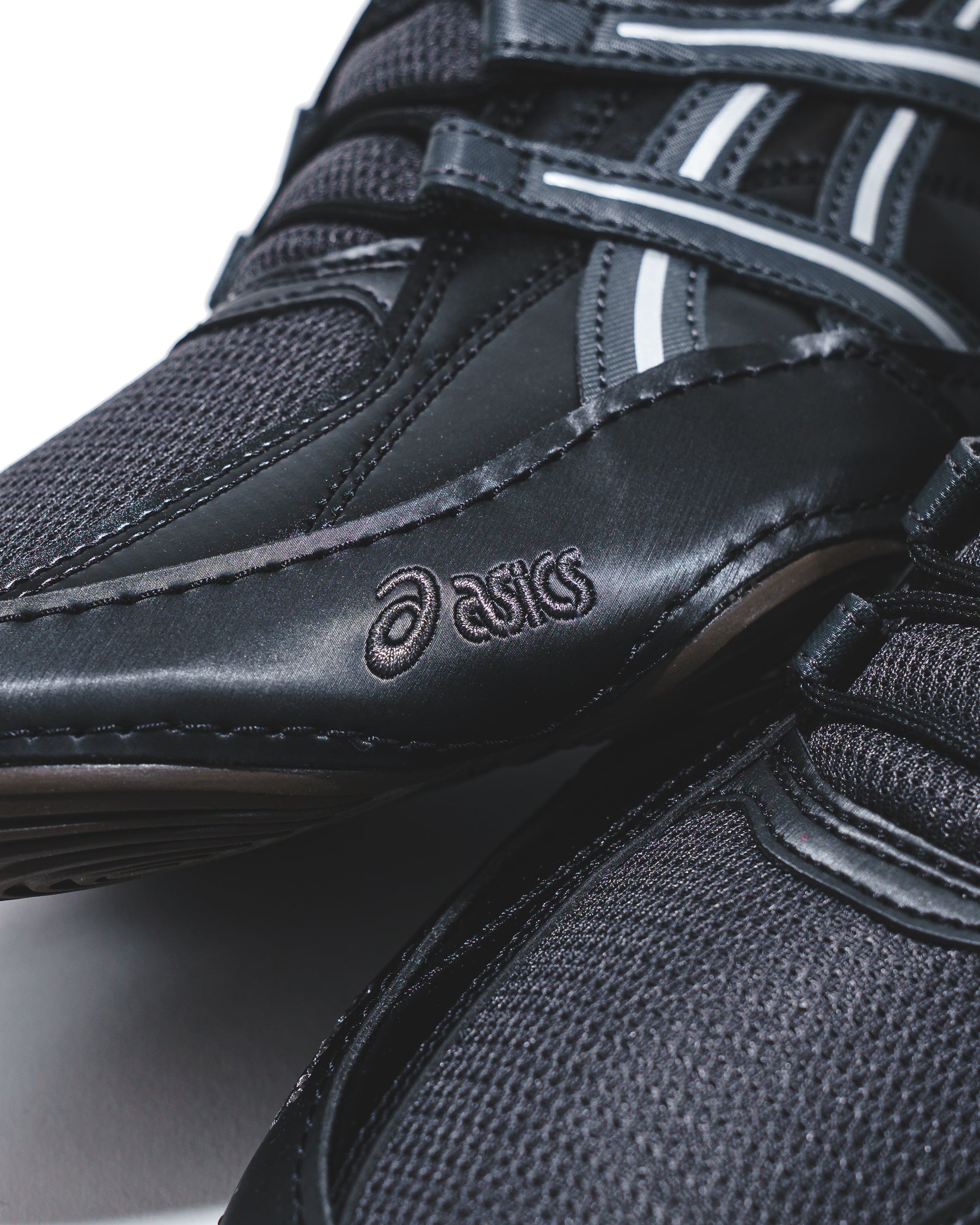 Asics Unisex Hypersync Graphite Grey Black 1203A879-021 - FOOTWEAR - Canada