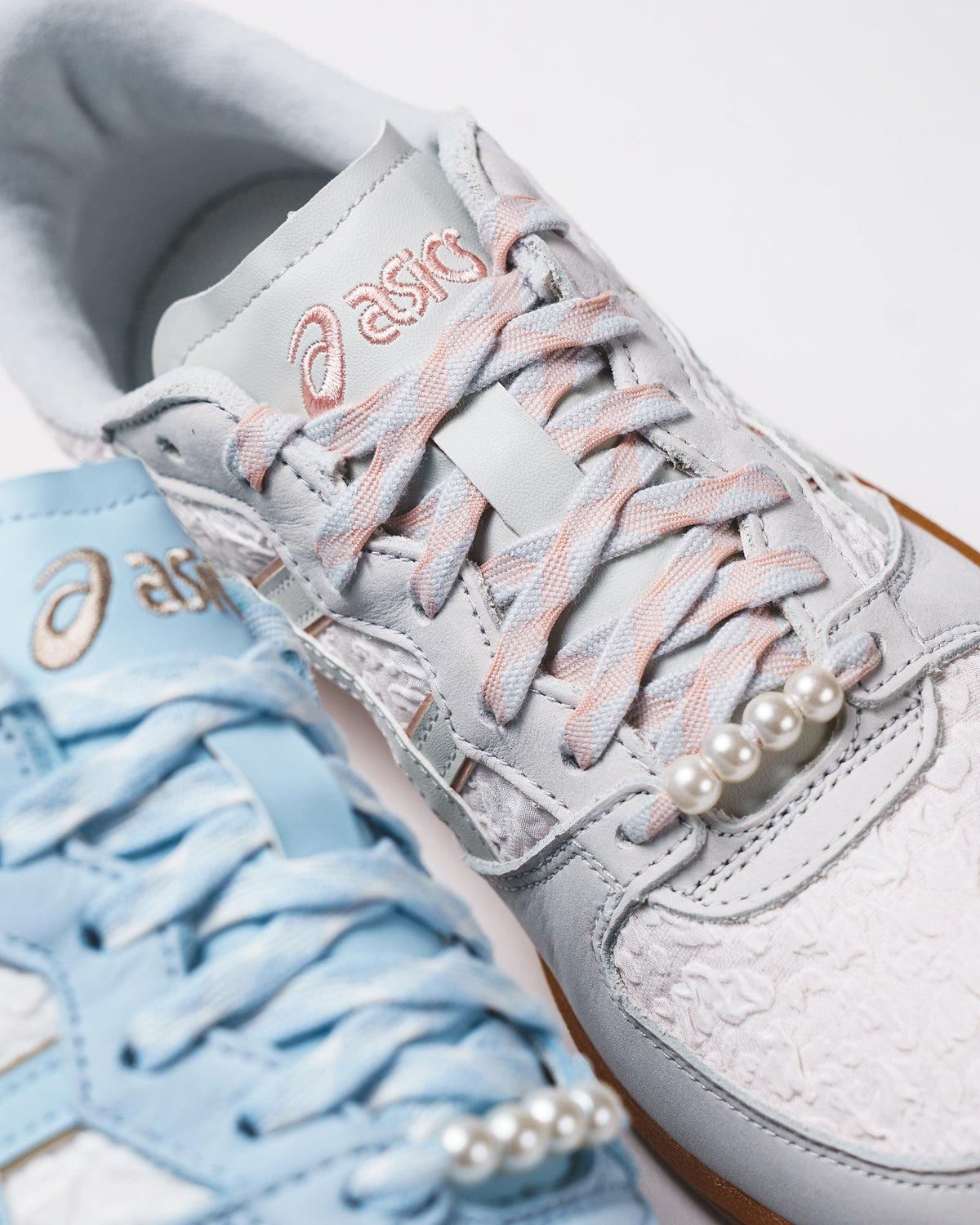 Asics Unisex Skyhand OG Blush Glacier Grey 1203A880-700 - FOOTWEAR - Canada