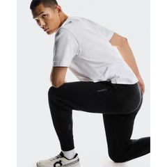 ON Men Focus Tech Sweatpants Black
