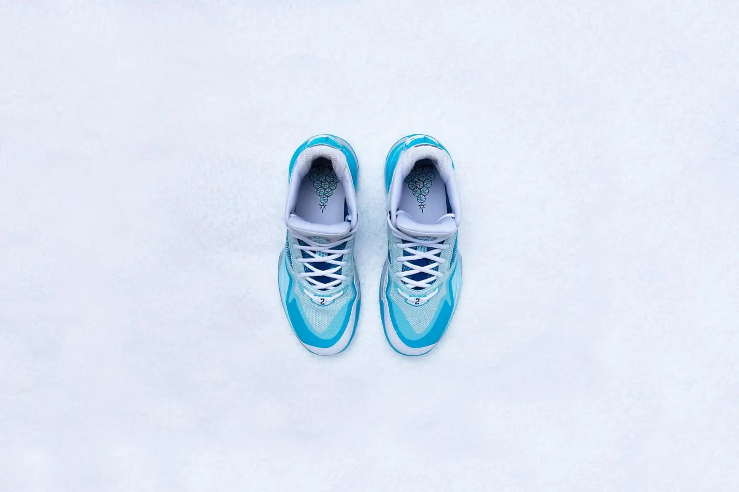 New Balance Basketball: KAWHI Christmas