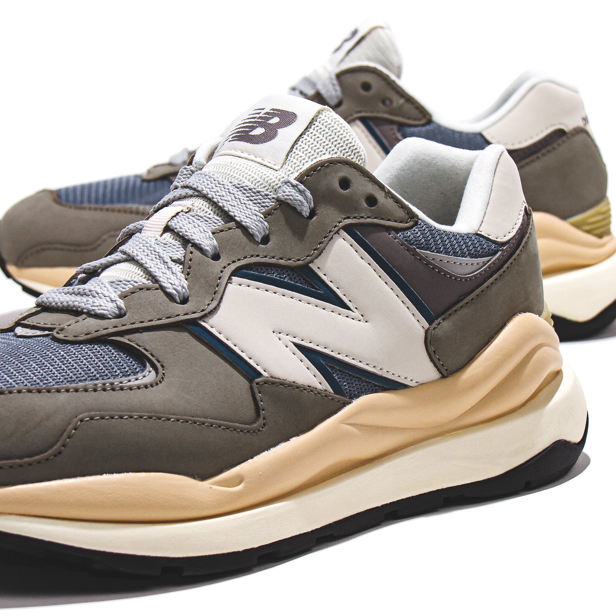 New Balance Men 57/40 Vetiver M5740LLG - FOOTWEAR - Canada