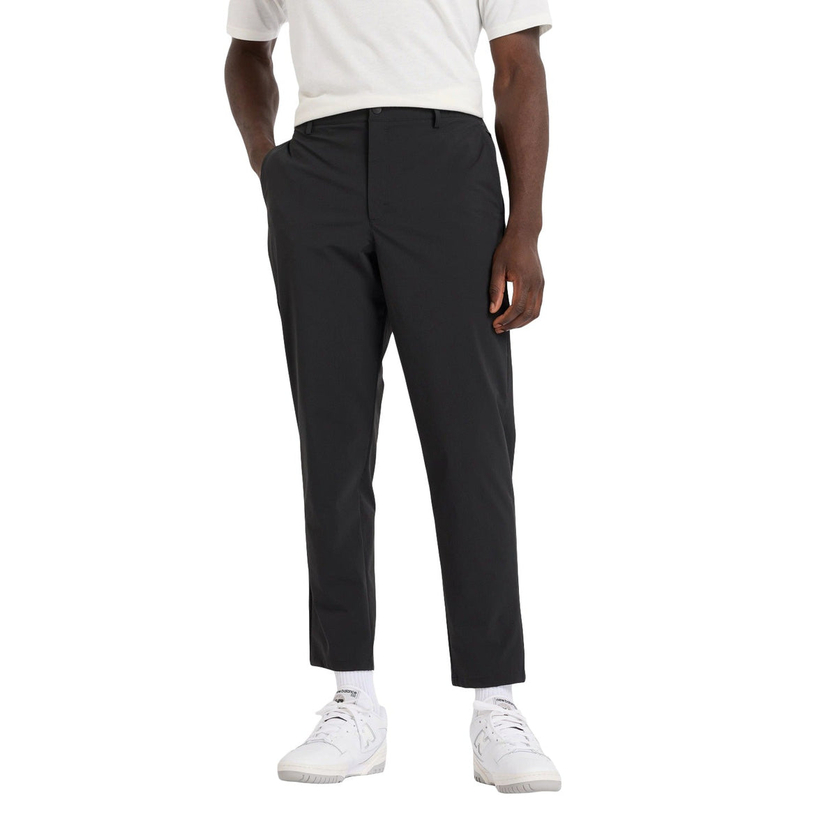 New Balance Men Athletics Ripstop Standard Tapered Pant 28’’ Black MP43550-BK - BOTTOMS - Canada Main image