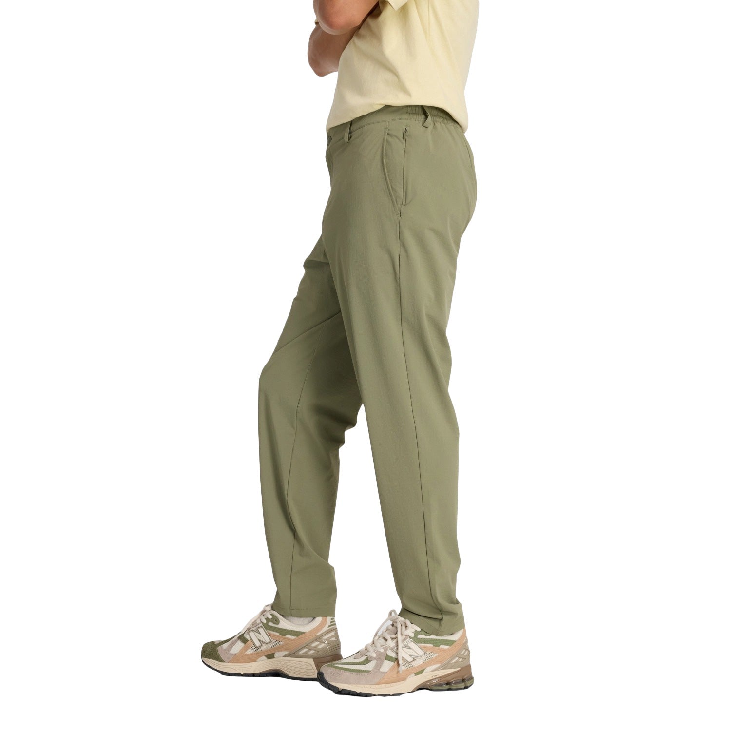New Balance Men Athletics Ripstop Standard Tapered Pant 28" Olive MP43550-DEK Secondary image