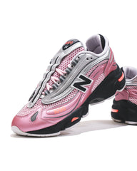 New Balance Unisex 1000 Pink Taffy Silver Metallic M1000U - FOOTWEAR - Canada