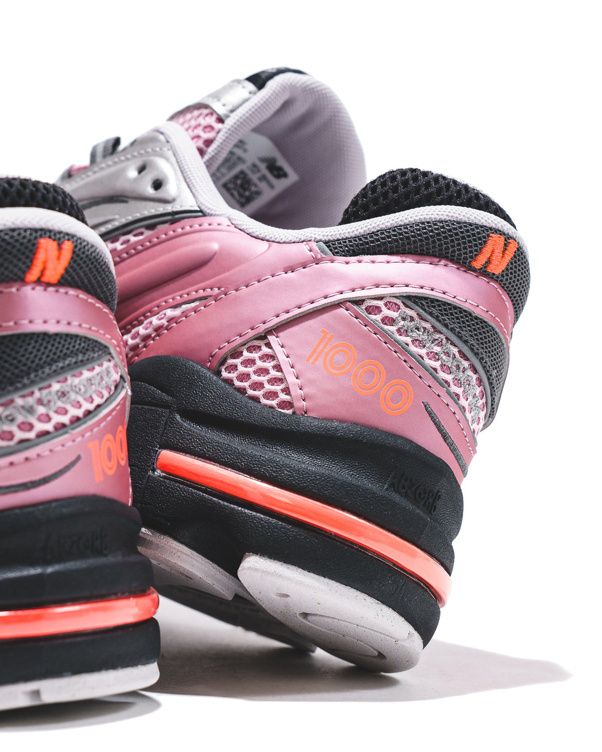 New Balance Unisex 1000 Pink Taffy Silver Metallic M1000U - FOOTWEAR - Canada