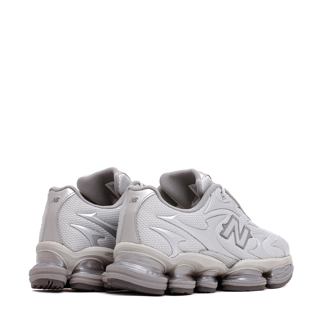 New Balance Unisex 2000 Silver Metallic U20005UW - FOOTWEAR - Canada