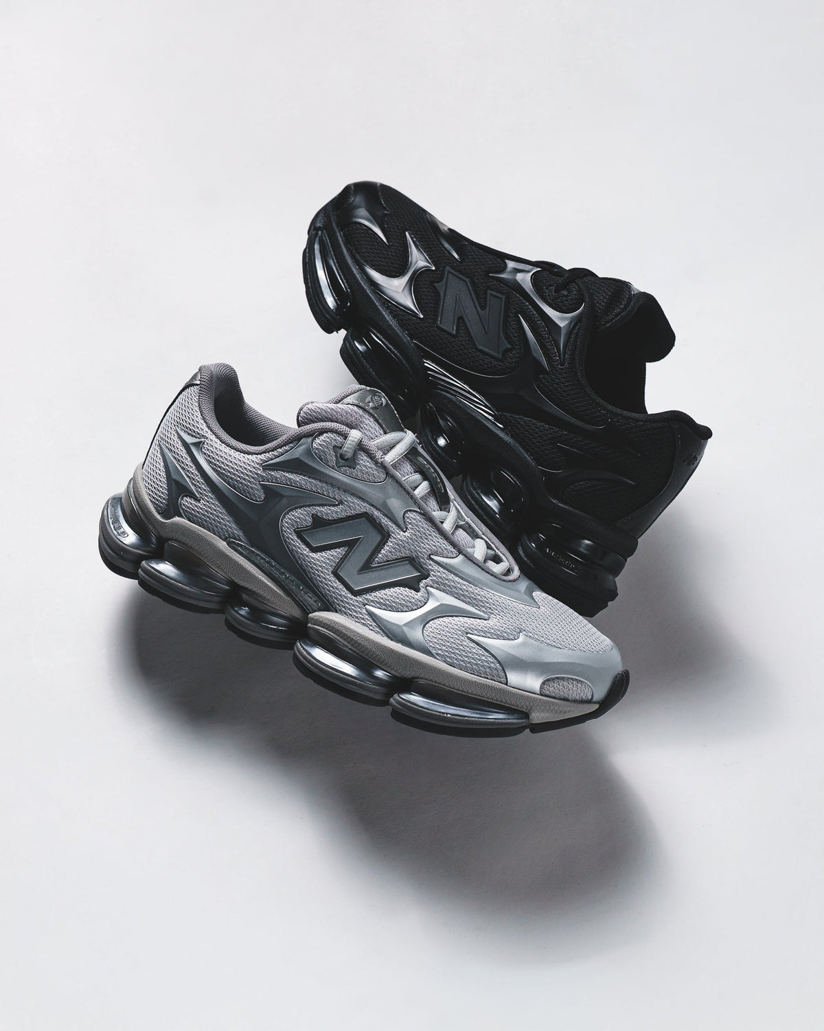 New Balance Unisex 2000 Silver Metallic U20005UW - FOOTWEAR - Canada