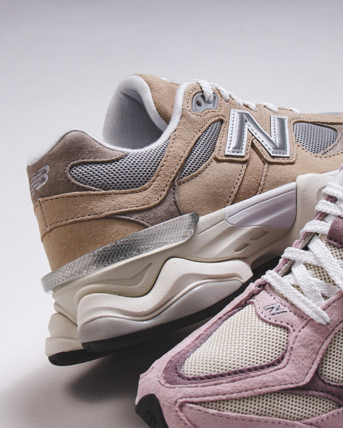 New Balance Unisex 9060 Rose Sugar U9060LBC - FOOTWEAR - Canada