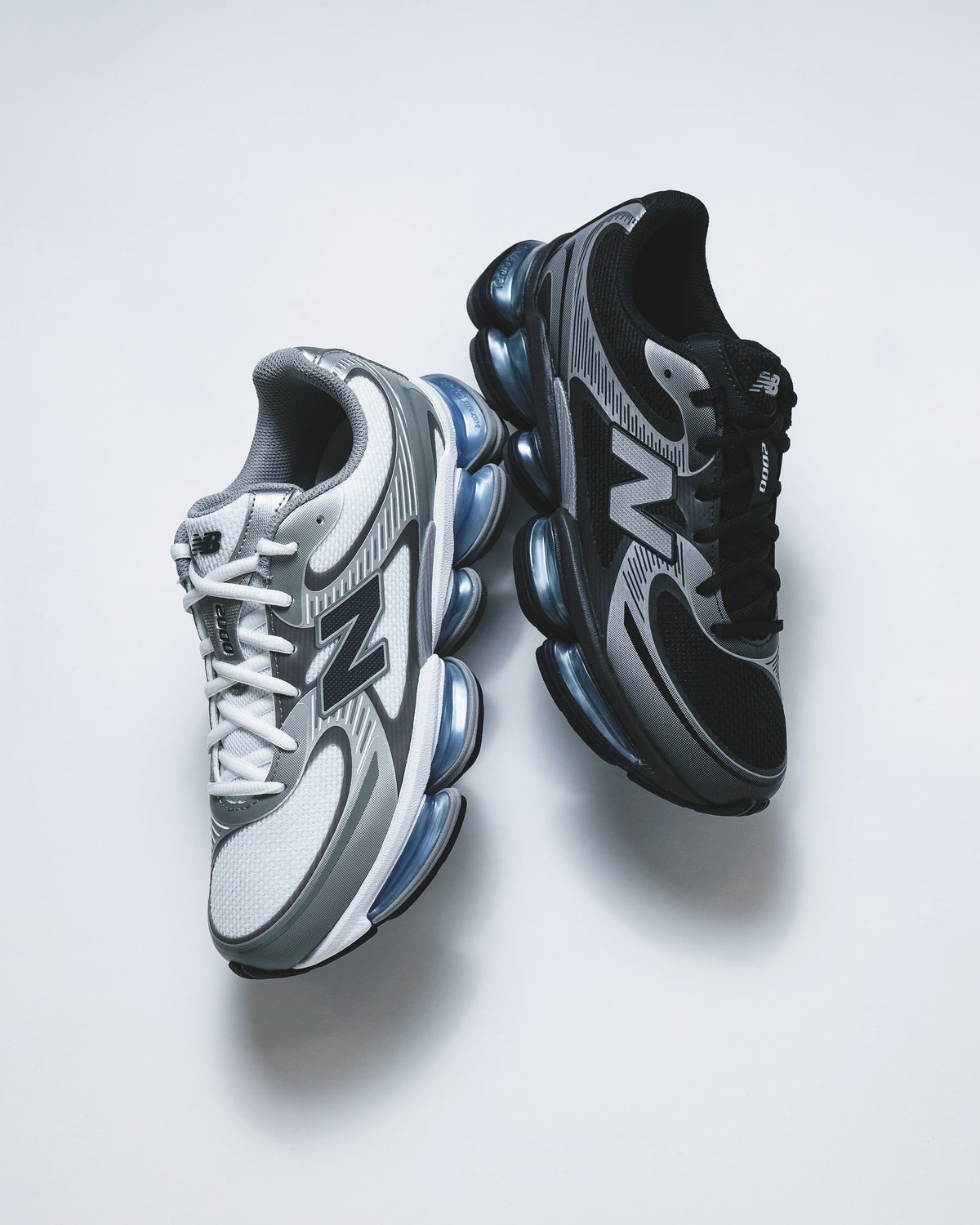 New Balance Unisex Abzorb 2000 White Silver Metallic U2000AA - FOOTWEAR - Canada