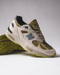 New Balance Unisex Made in UK 991v2 Neo Synthesis Silver Birch U991PW2 - FOOTWEAR - Canada