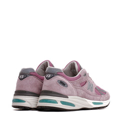 New Balance Unisex Made in UK 991v2 Polignac Toadstool U991RR2 - FOOTWEAR - Canada