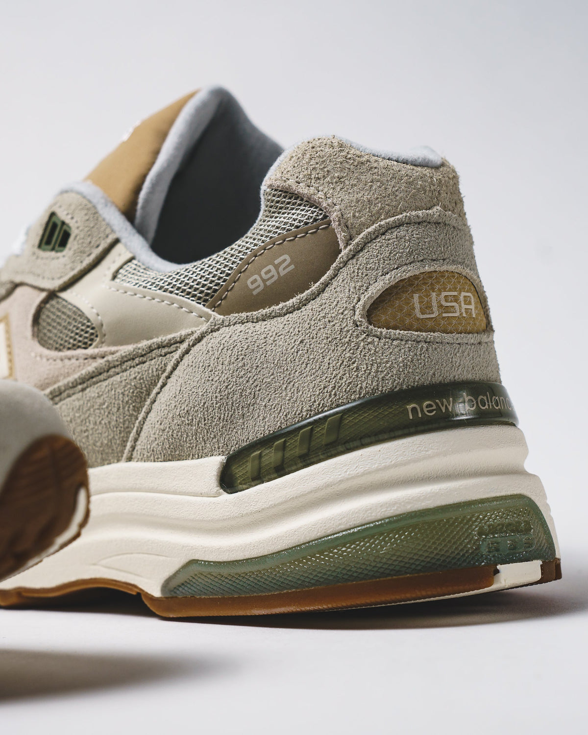 New Balance Unisex Made in USA 992 Olivine Incense U992720 - FOOTWEAR - Canada