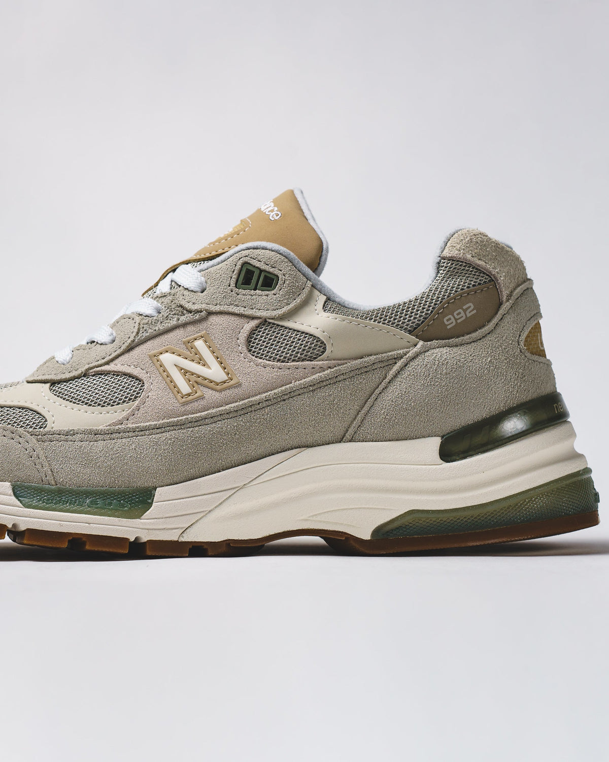 New Balance Unisex Made in USA 992 Olivine Incense U992720 - FOOTWEAR - Canada
