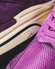 New Balance Unisex Made in USA 993 Passion Fruit Dusted Grape U9934JA - FOOTWEAR - Canada