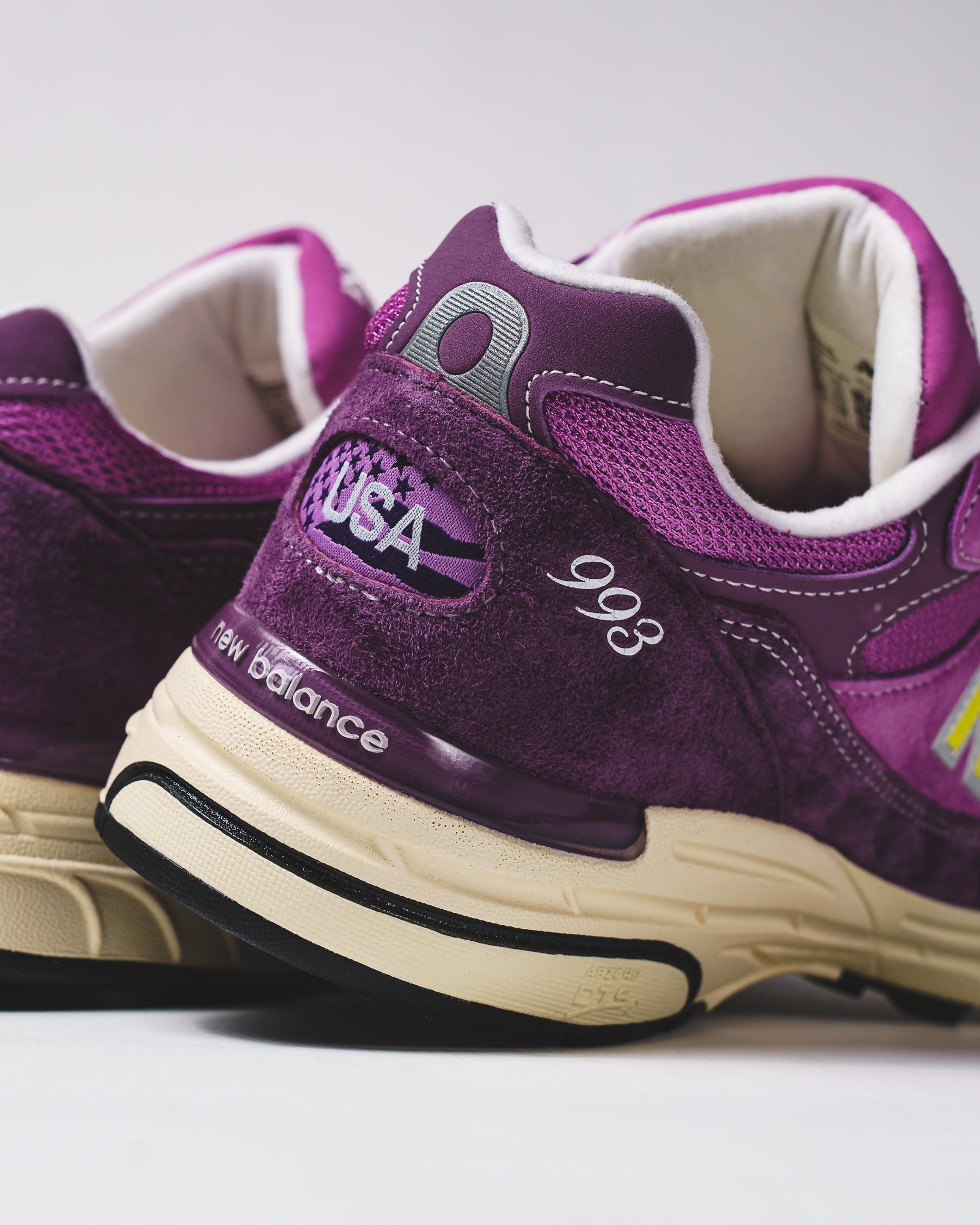 New Balance Unisex Made in USA 993 Passion Fruit Dusted Grape U9934JA - FOOTWEAR - Canada