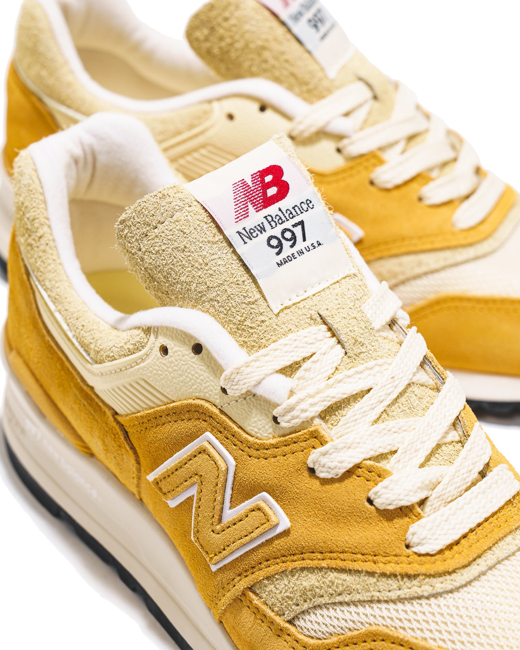 New Balance Unisex Made in USA 997 Dried Apricot U997AC - FOOTWEAR - Canada