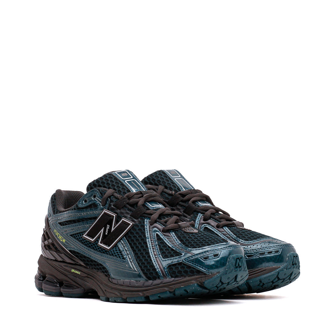 New Balance Unisex U1906RV1 Medusa Green Black U190646S Secondary image