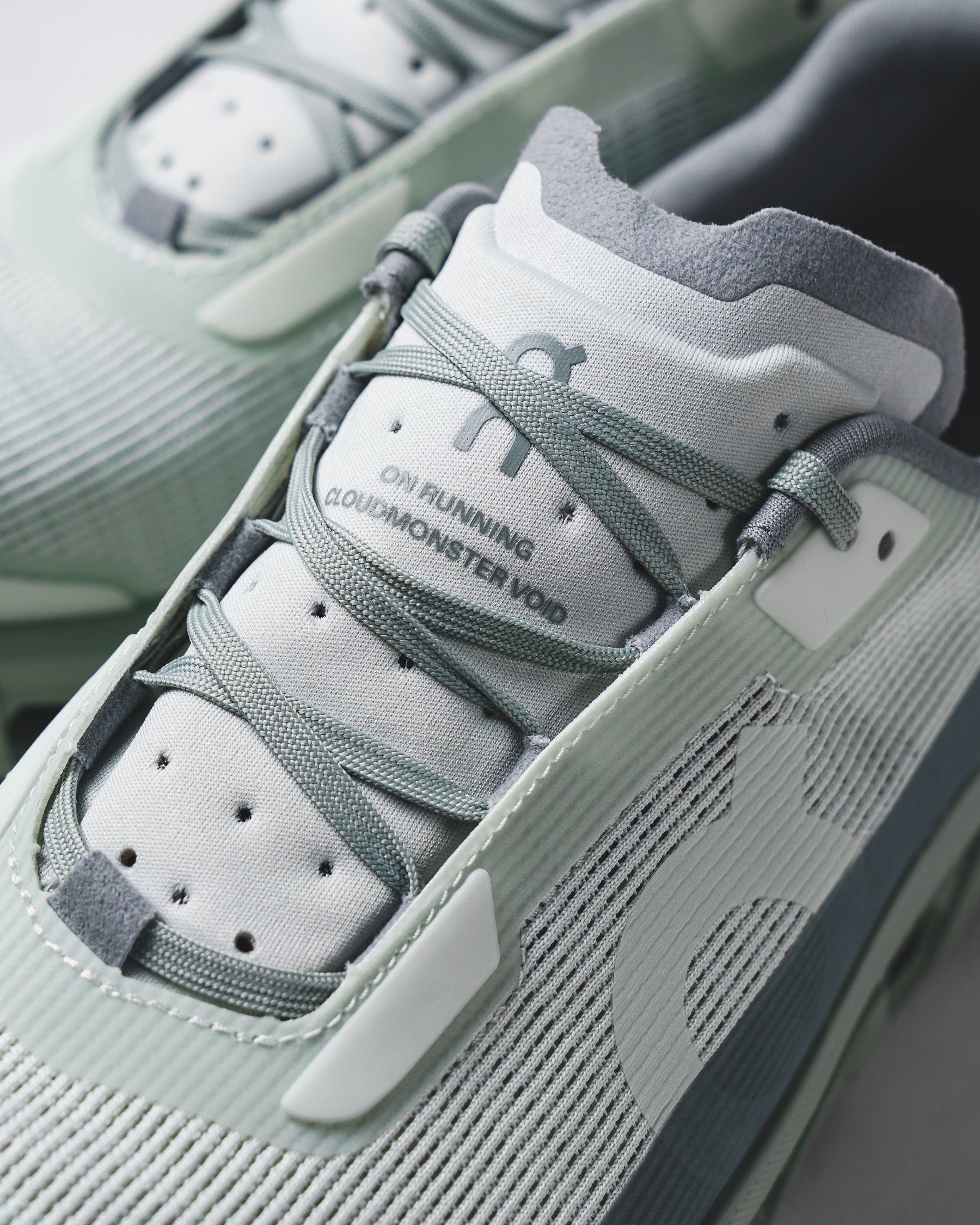 ON Men Cloudmonster Void Iceberg Tin 3MG10914415 - FOOTWEAR - Canada