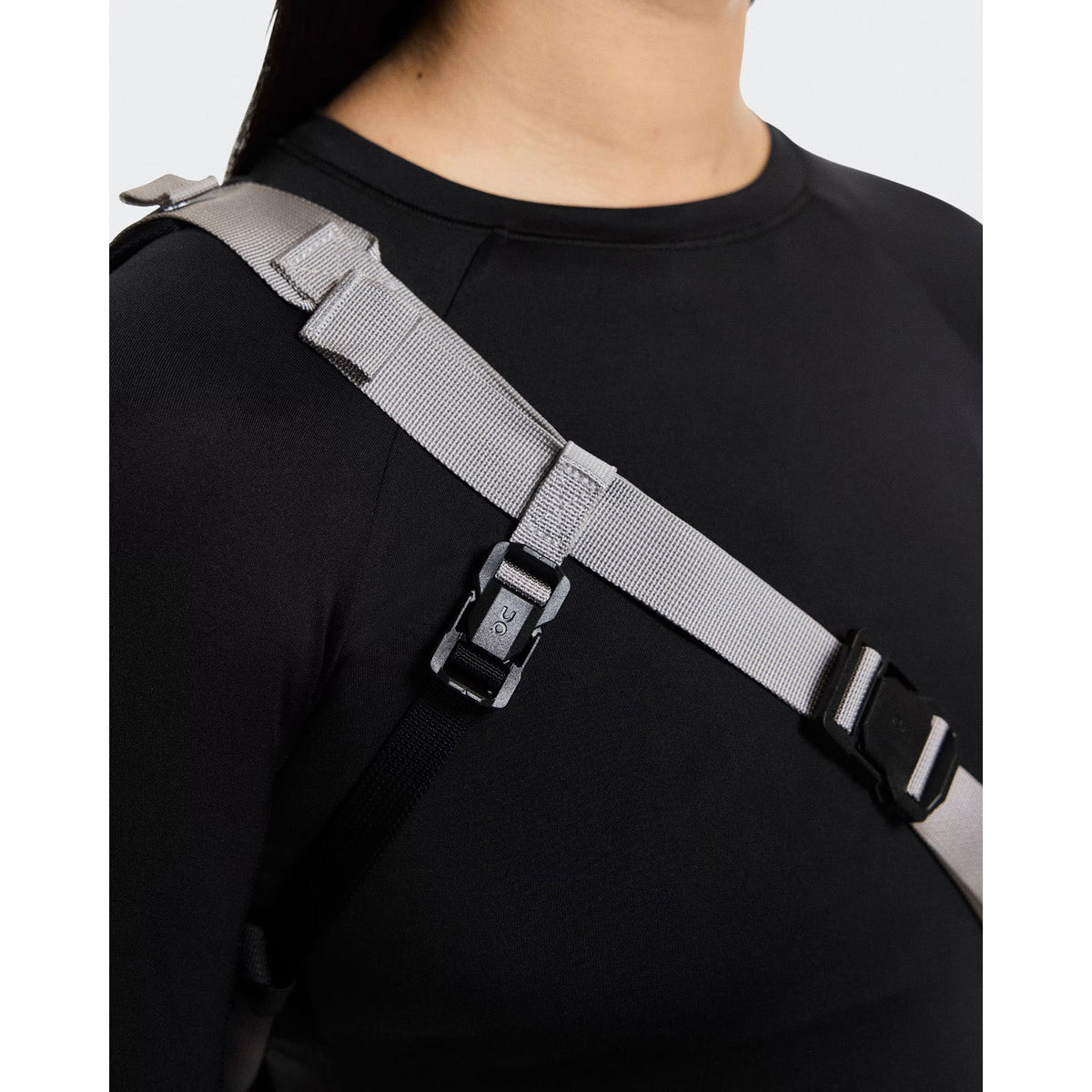 ON Sling Pack 9L Glacier Black - BAGS - Canada