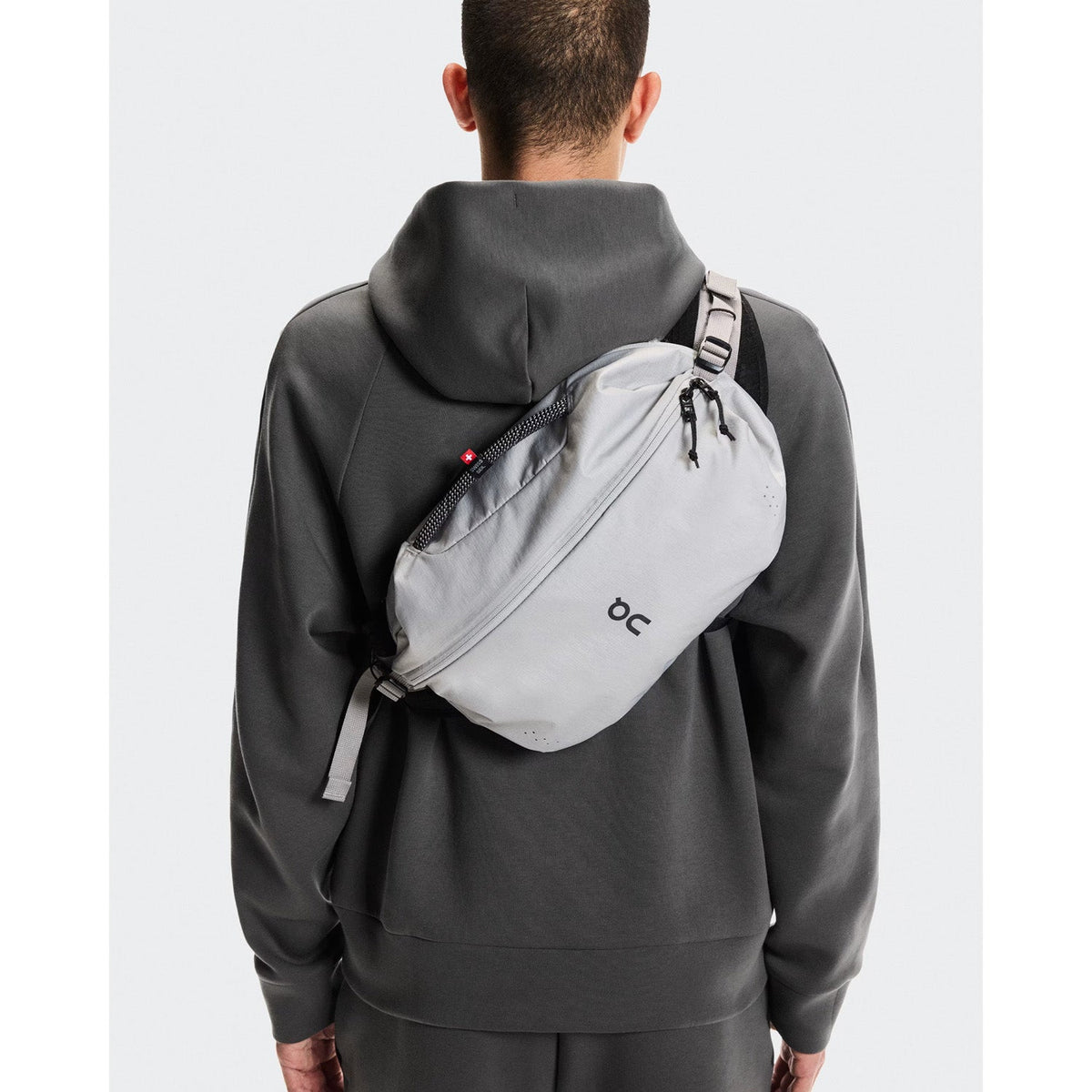 ON Sling Pack 9L Glacier Black - BAGS - Canada