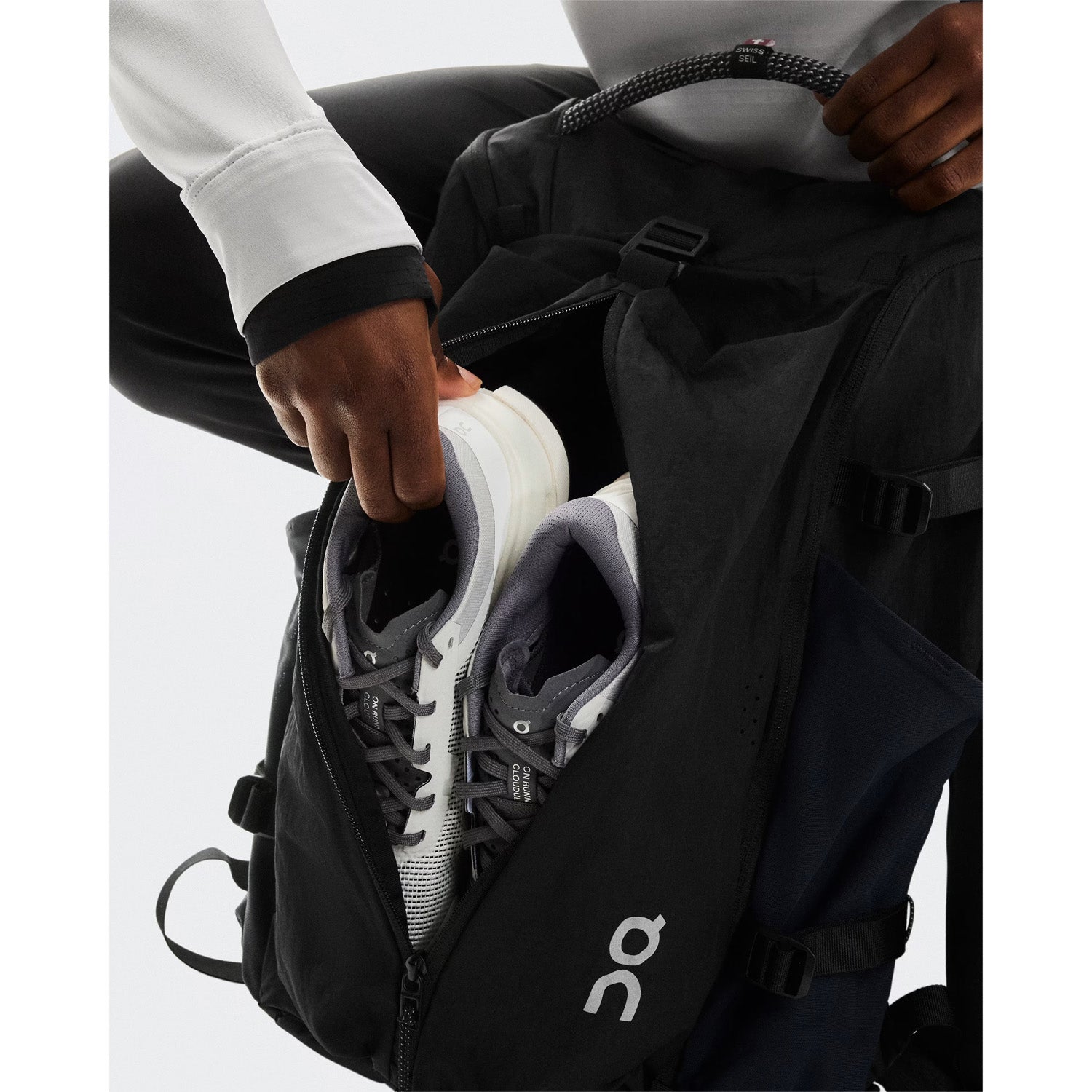 ON Speed Pack 30L Magnet Black - BAGS - Canada