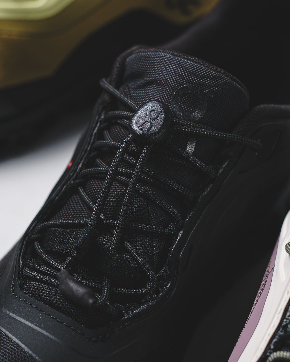 ON Women Cloud 6 Geo WP Black 3WG10351043 - FOOTWEAR - Canada