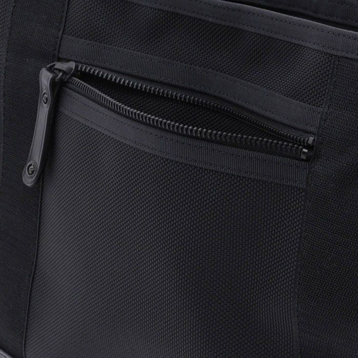 Porter Heat Messenger Bag Small Black - BAGS Canada