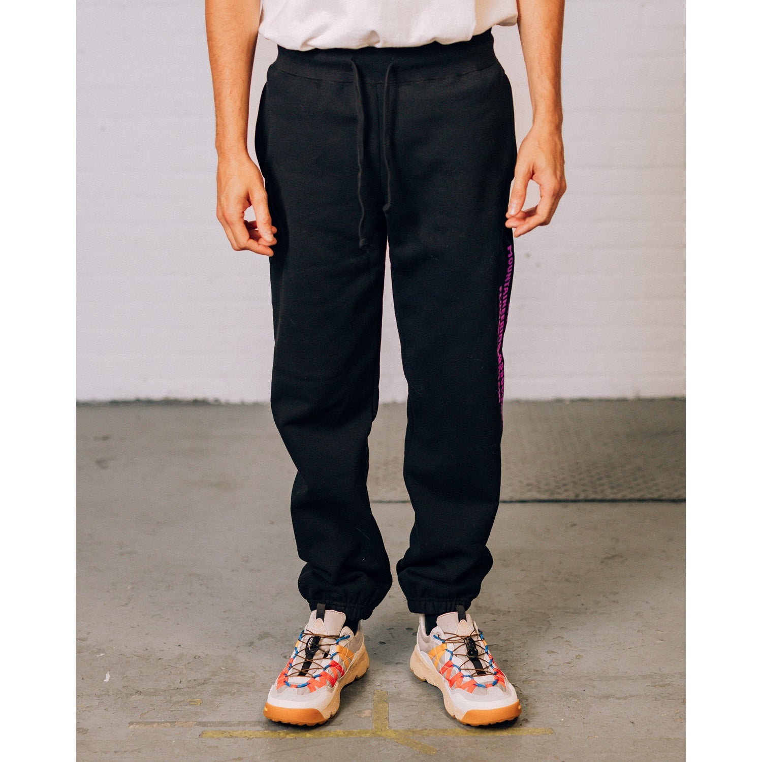 Raised By Wolves DMA Sweatpants Black - BOTTOMS - Canada