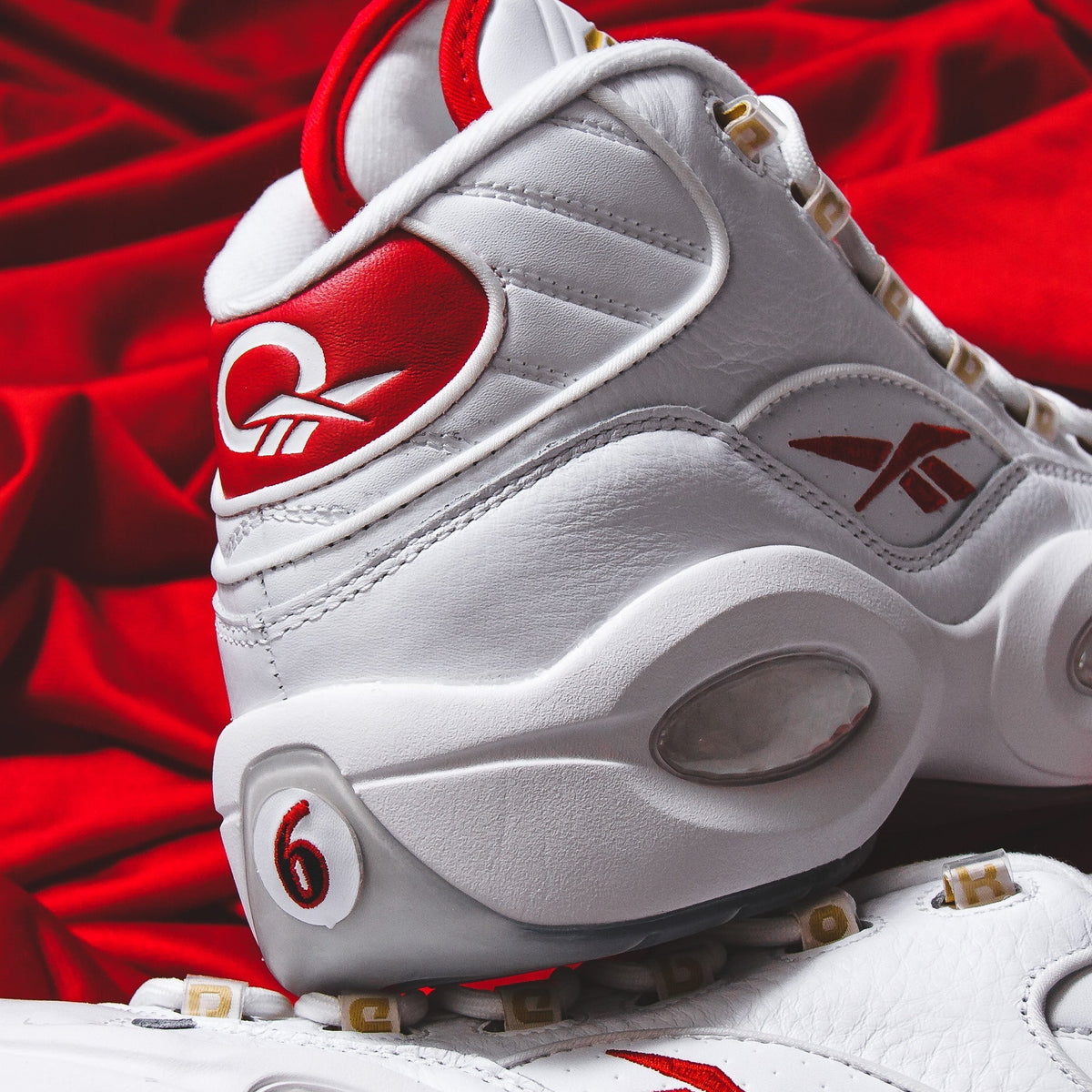 Reebok Classics Men Question Mid Allen Iverson White Red GX0230 - FOOTWEAR - Canada