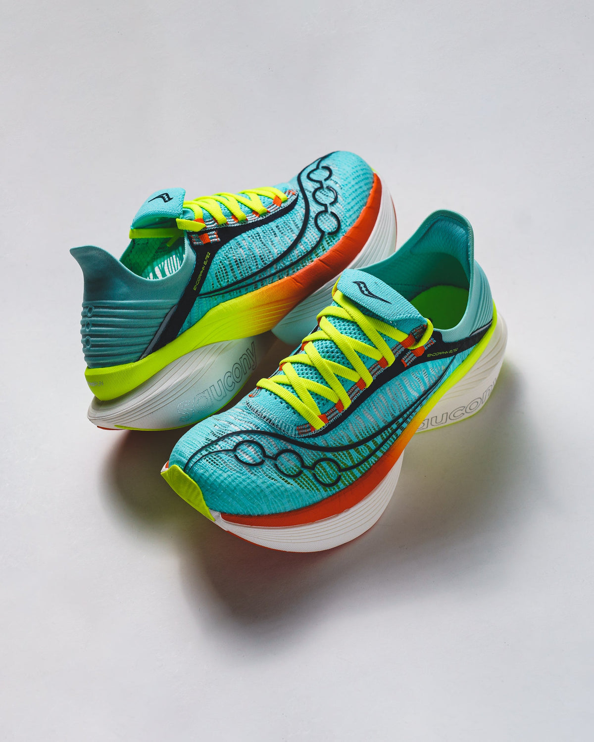 Saucony Men Endorphin Elite 2 Splash Fire S30994-131 - FOOTWEAR - Canada
