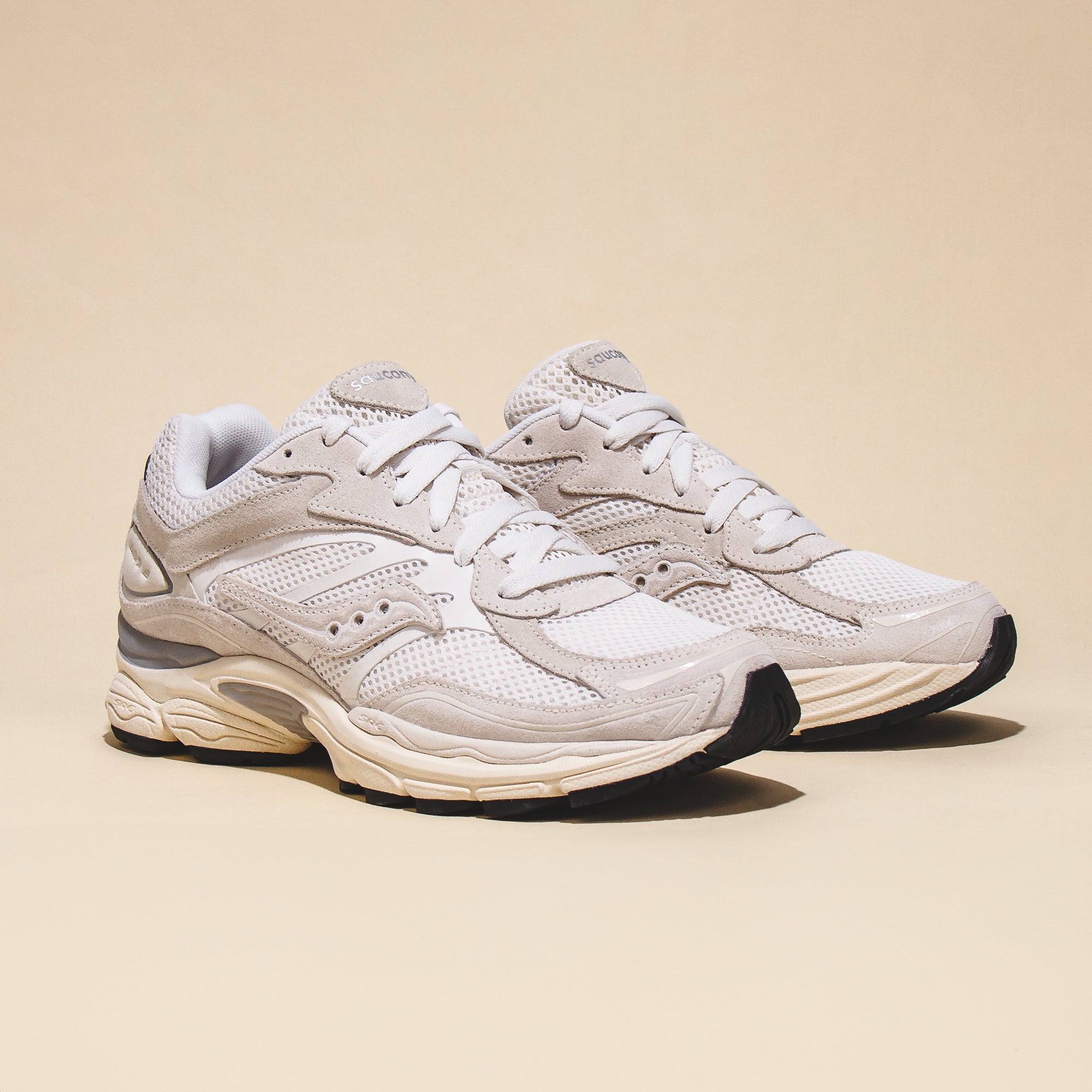 Saucony Men Progrid Omni 9 White S70740-11 - FOOTWEAR - Canada