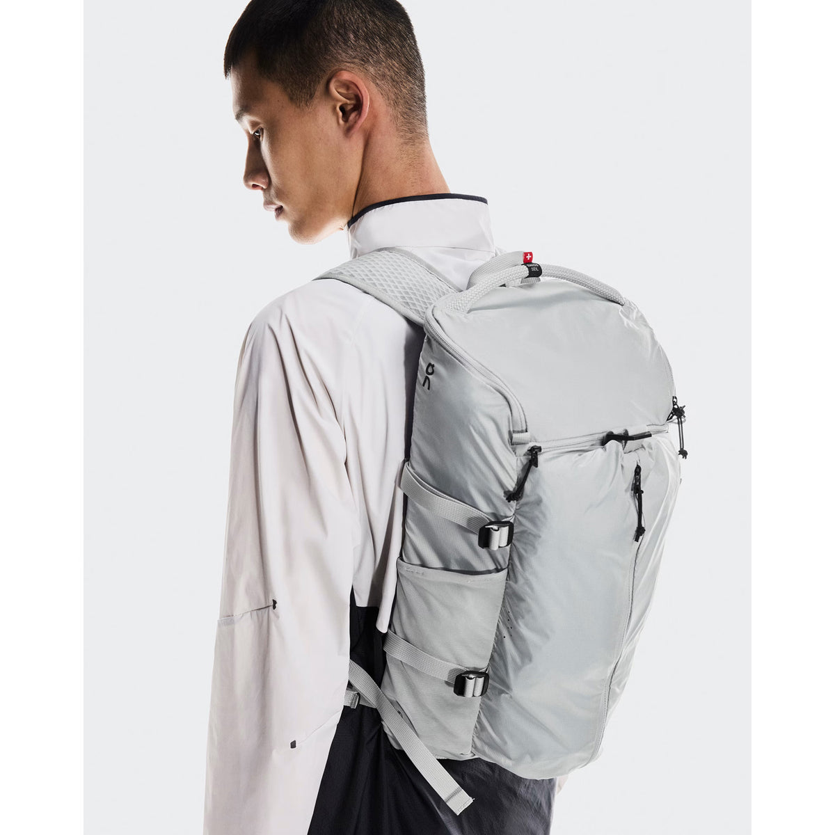 ON Speed Pack 18L Lite Glacier