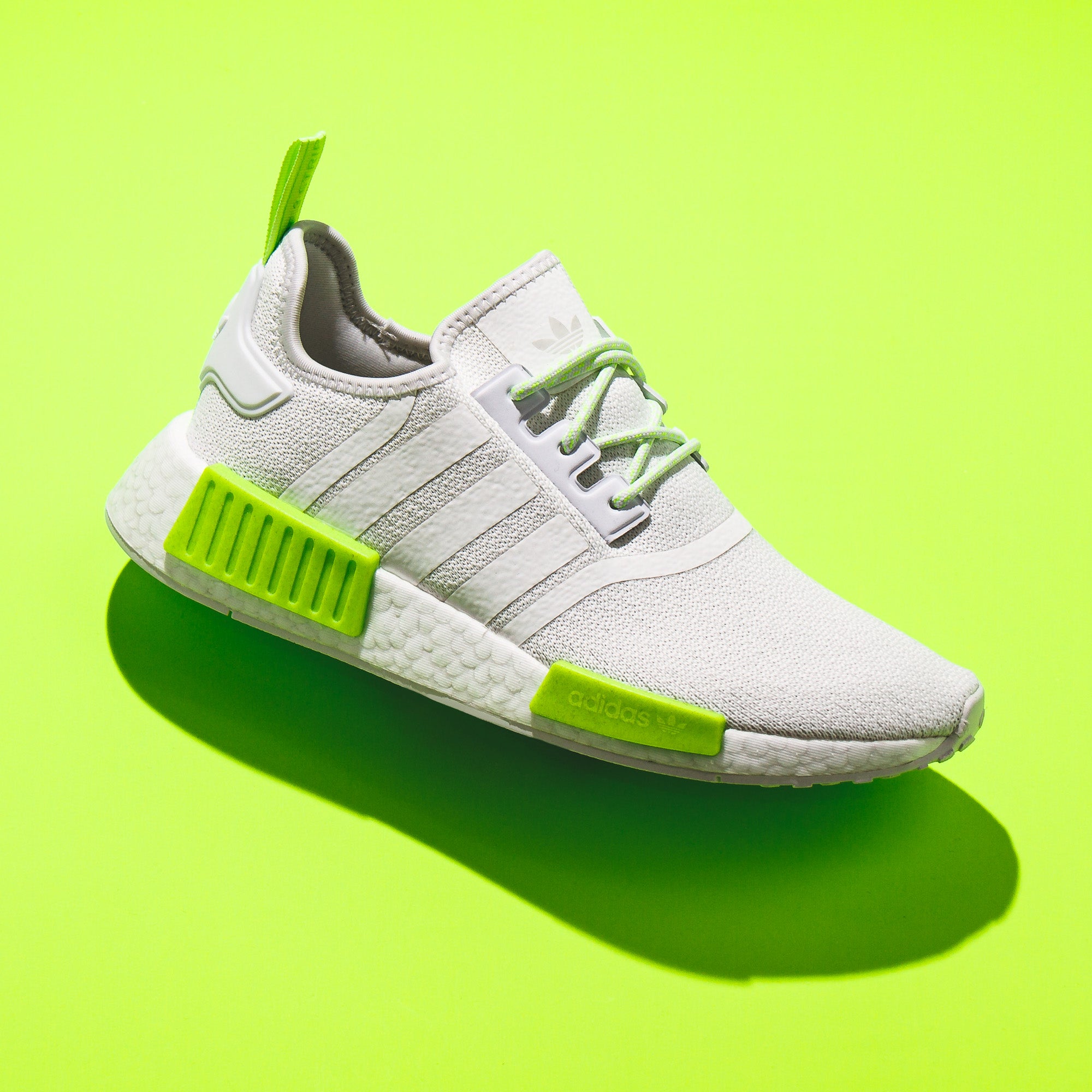 Adidas Originals NMD R1 Boost Green GW5663 (Solestop.com)