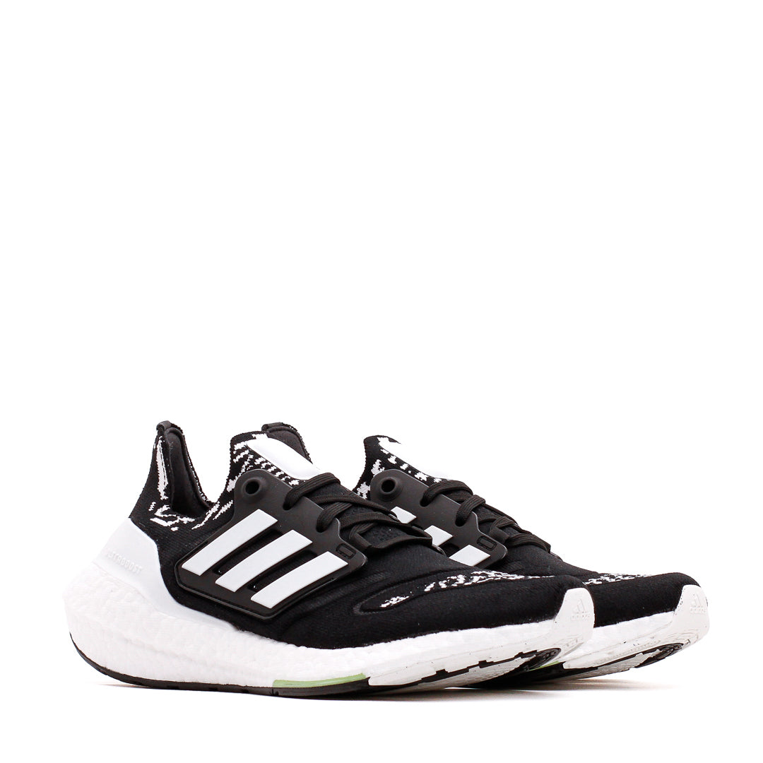 Adidas Running Women Ultraboost 22 Black White GX8019 Secondary image