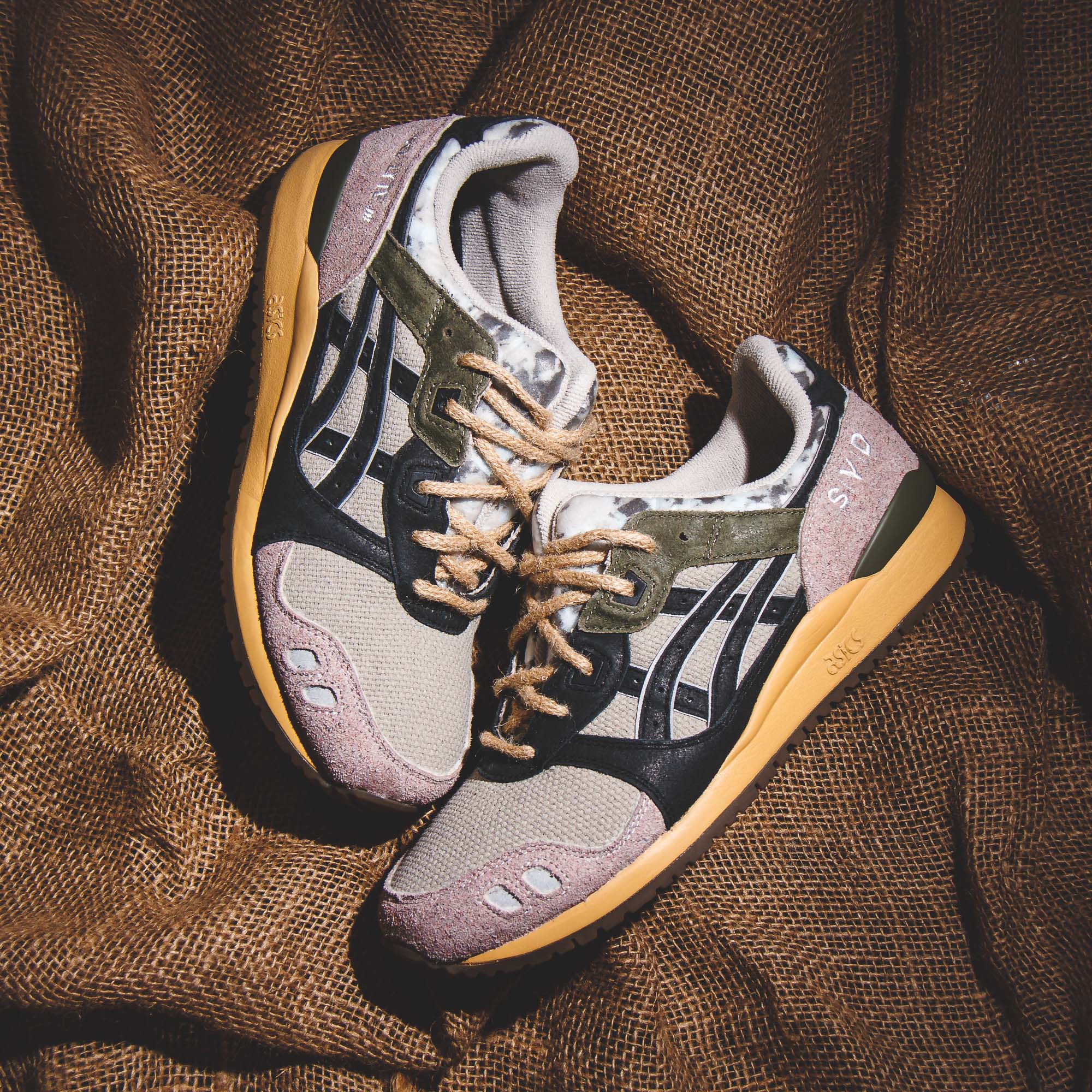 asics gel fujitrabuco running shoes