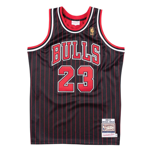 Mitchell & Ness Men NBA Chicago Bulls Authentic Jersey Michael Jordan Black ’96-97 AJY18126CBU96MJ - TANK TOPS - CerbeShops - Canada