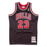 Mitchell & Ness Men NBA Chicago Bulls Authentic Jersey Michael Jordan Black ’96-97 AJY18126CBU96MJ - TANK TOPS - Solestop.com - Canada