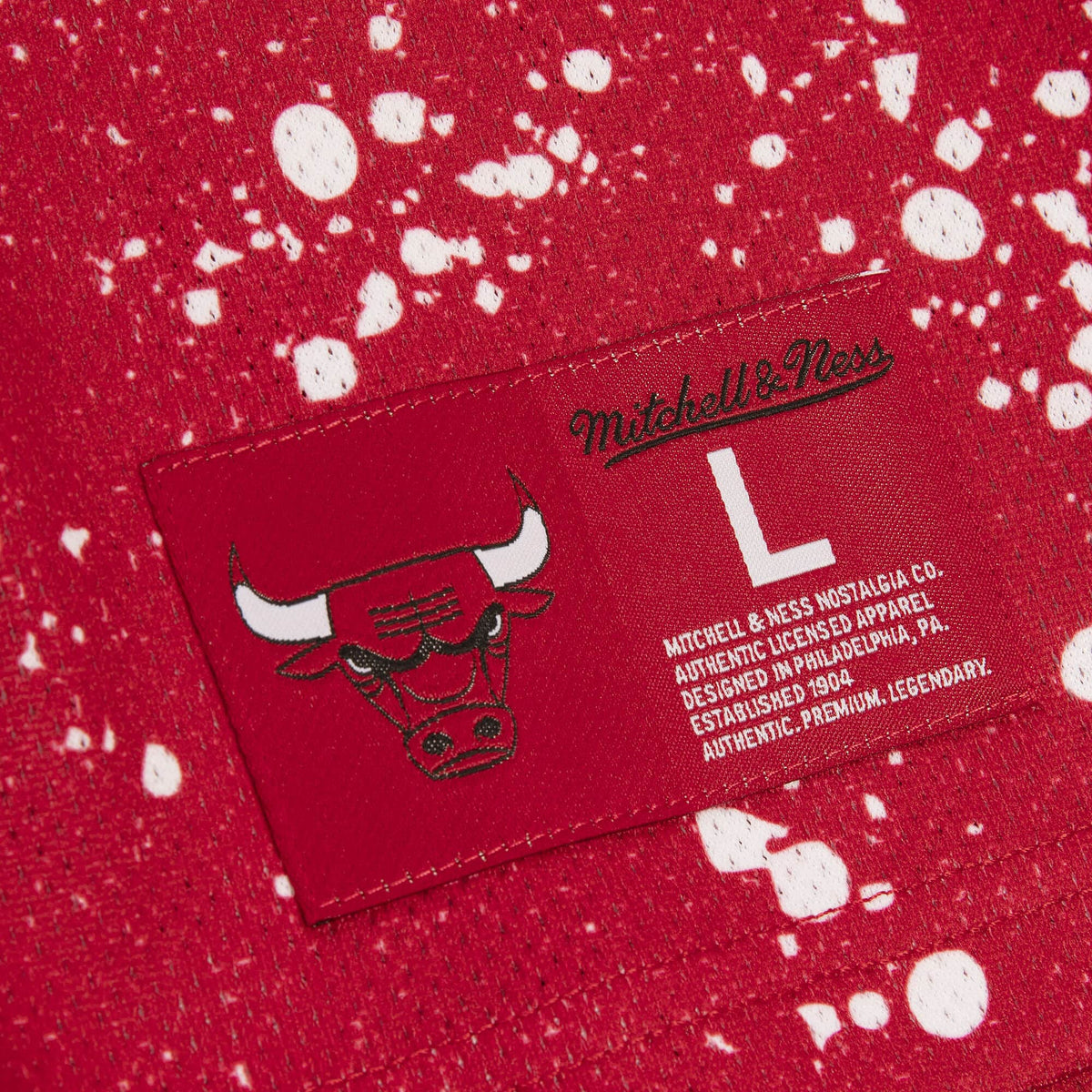 Mitchell & Ness NBA Chicago Bulls Jumbotron Tank Red MSTKAJ19070CBUR - TANK TOPS - Canada