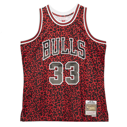 Mitchell & Ness NBA Chicago Bulls Wildlife Swingman Jersey Red Scottie Pippen ’97-98 SJY19082CBU97SP - TANK TOPS - Canada